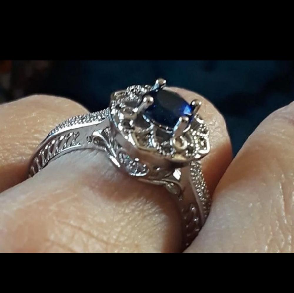 💜WEDDING/ ENGAGEMENT BLUE ROUND CUT RING SZ 9 - Picture 3 of 5